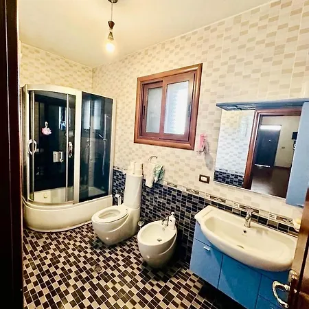 Гостевой дом Colombo' S House *